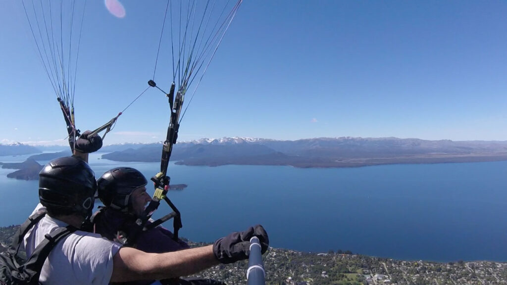 Por qué elegir hacer parapente en Bariloche